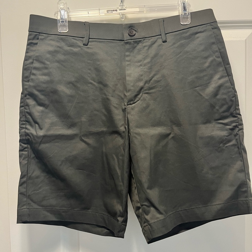 Banana Republic Men's Dark Green Shorts